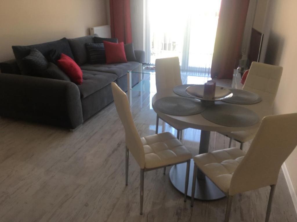 Apartament Silence Baltic Wenecja Apartment โปเบียโรโว ภายนอก รูปภาพ