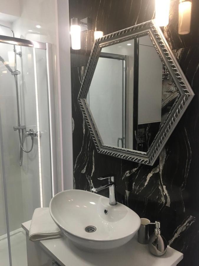 Apartament Silence Baltic Wenecja Apartment โปเบียโรโว ภายนอก รูปภาพ