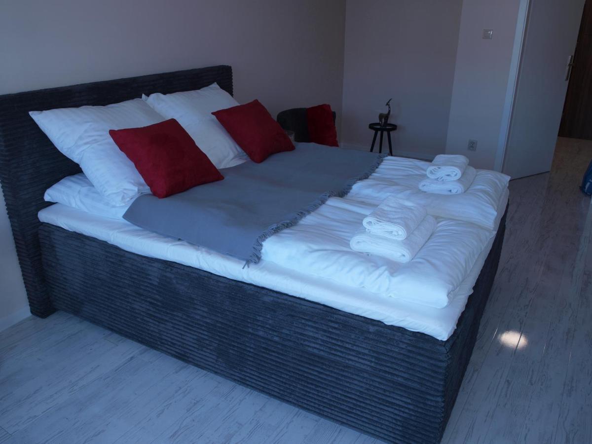 Apartament Silence Baltic Wenecja Apartment โปเบียโรโว ภายนอก รูปภาพ